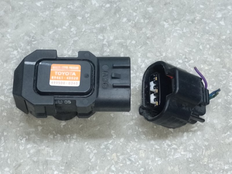 Датчик давления топлива TOYOTA PRIUS 16- 2017 1.8 2ZRFXE 89461-48020 Б/У