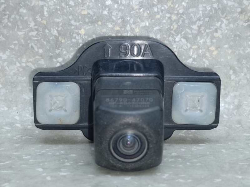 Камера заднего вида PRIUS 16- 2017 1.8 2ZRFXE