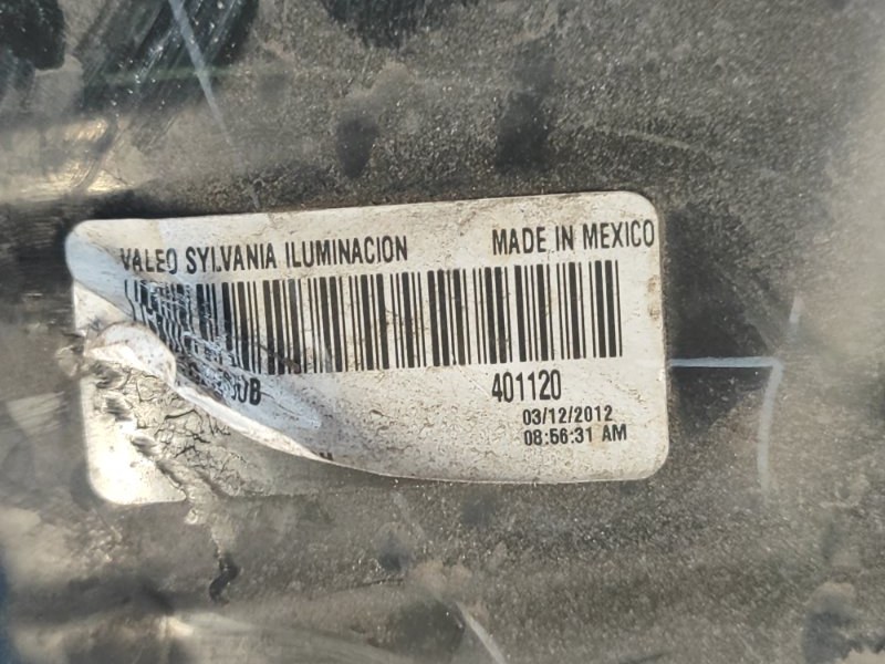 Фара правая VERSA B17 11-19 Фара правая VERSA B17 11-19