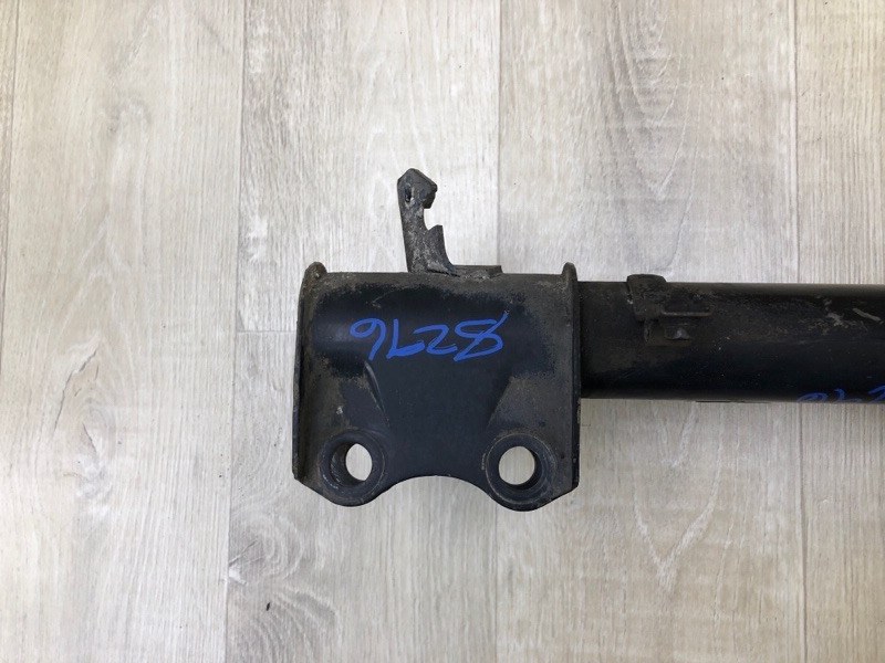 Амортизатор задний левый VENZA 09-16 2013 3.5 2GR-FE Амортизатор задний левый VENZA 09-16 2013 3.5 2GR-FE