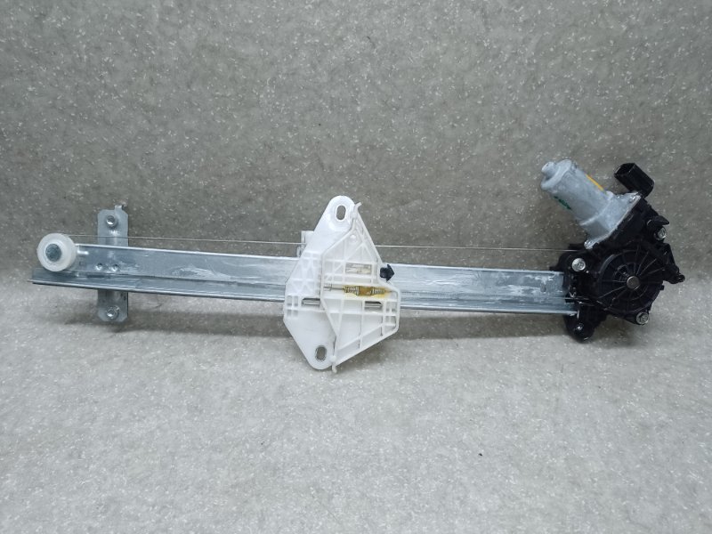 Запчасть стеклоподъемник задний правый ACURA TLX 14-17 2017 Седан 2.4 72710-TZ3-A01 Б/У Стеклоподъемник задний правый ACURA TLX 14-17 2017 Седан 2.4 72710-TZ3-A01 Б/У