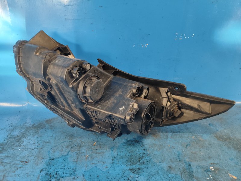 Фара правая SONATA YF 10-14 Фара правая SONATA YF 10-14