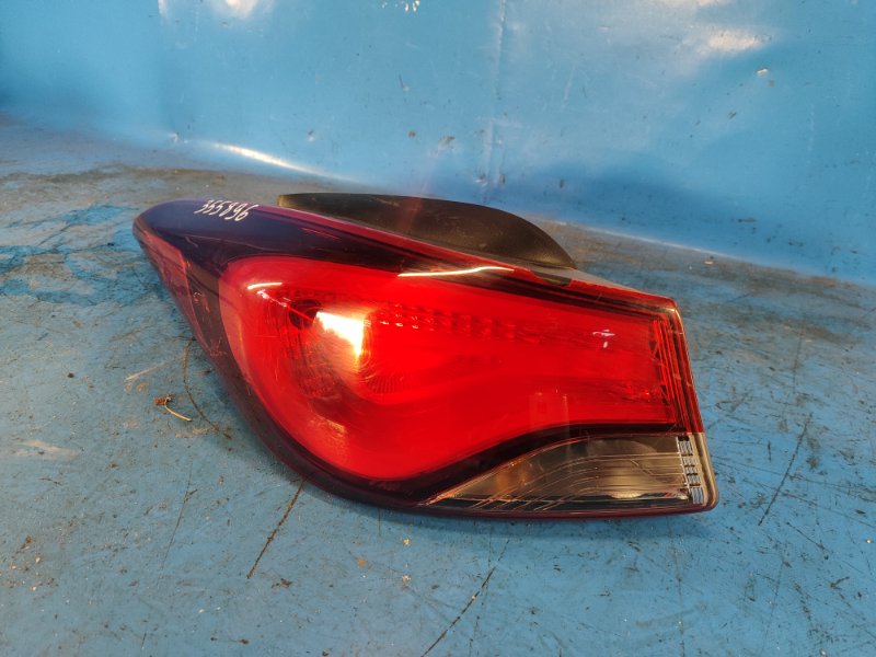 Фонарь наружный левый ELANTRA MD 10-15 2014 1.8 G4NB