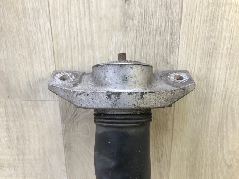 Амортизатор задний NISSAN X-TRAIL/ROGUE T33 20- 2.5 PR25DD