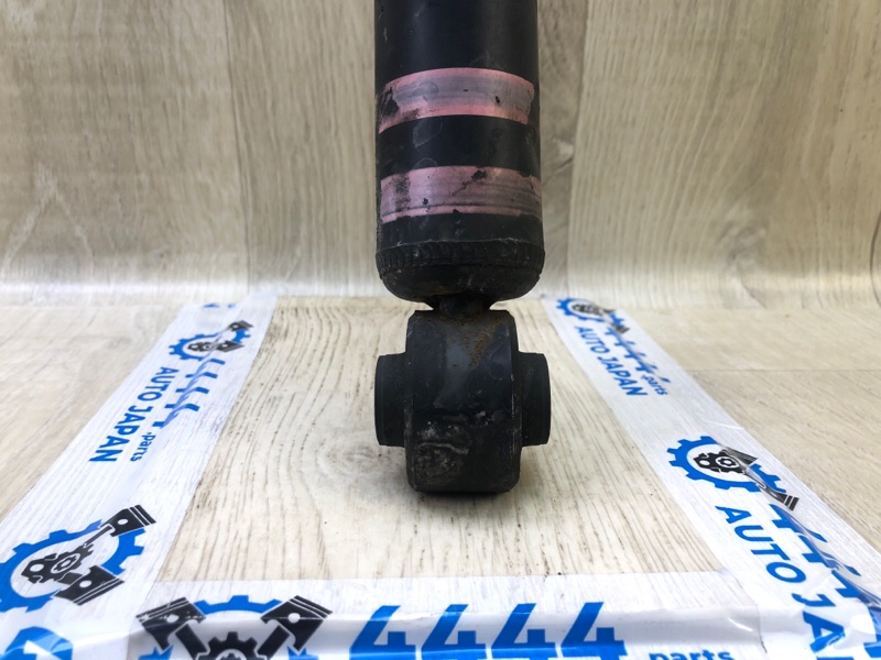 Амортизатор задний X-TRAIL/ROGUE T33 20- 2021 2.5 PR25DD