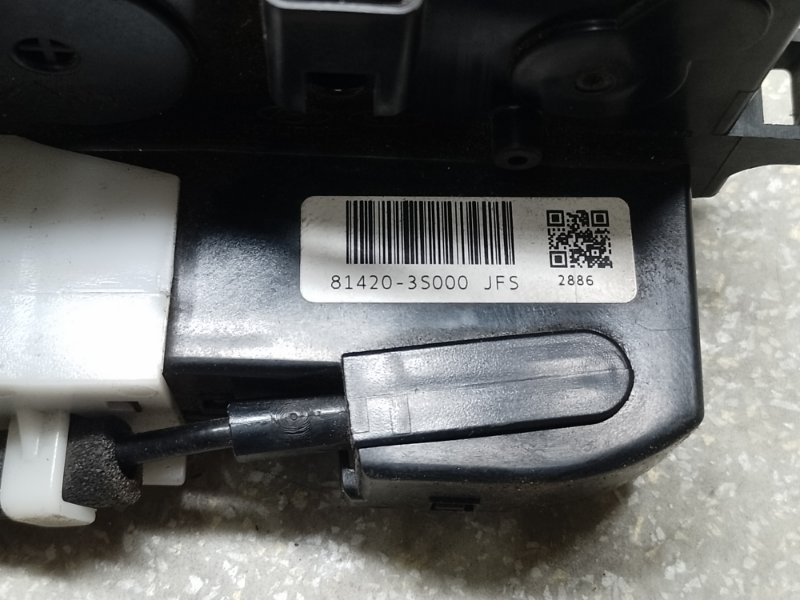 Замок двери задний правый SONATA YF 10-14 2014 Седан 2.4 Замок двери задний правый SONATA YF 10-14 2014 Седан 2.4