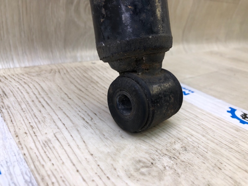 Амортизатор задний HYUNDAI ACCENT RB 10- 1.6 G4FD Амортизатор задний HYUNDAI ACCENT RB 10- 1.6 G4FD