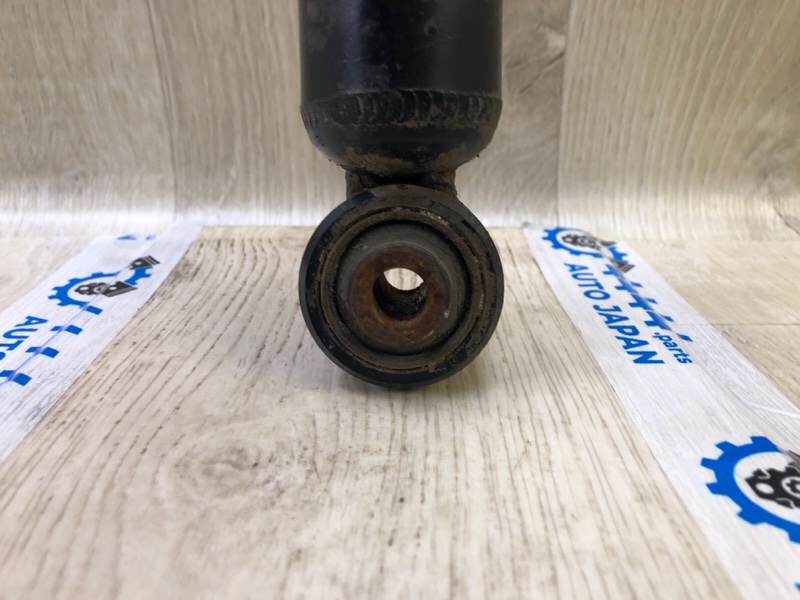 Амортизатор задний PATHFINDER R52 12-21 2013 3.5 VQ35DE