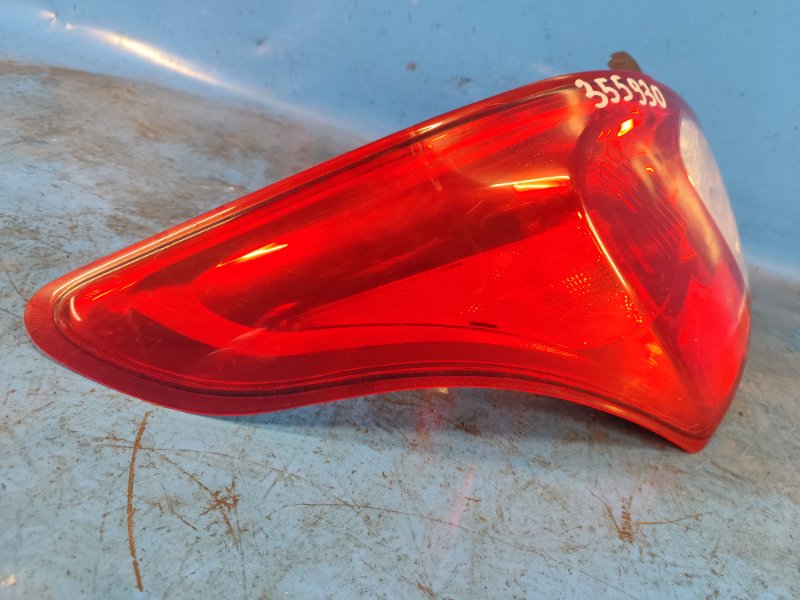 Фонарь наружный левый NISSAN VERSA B17 11-19