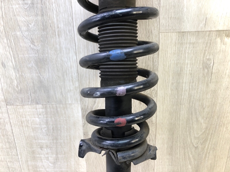 Амортизатор передний левый HONDA ACCORD CU8 / TSX 08-14 2.4 K24Z3