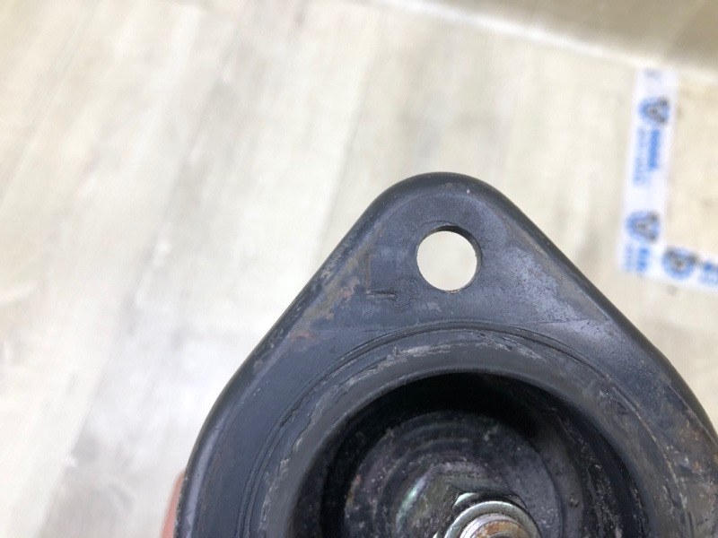 Амортизатор задний левый FX S50 03-08 2006 VK45DE