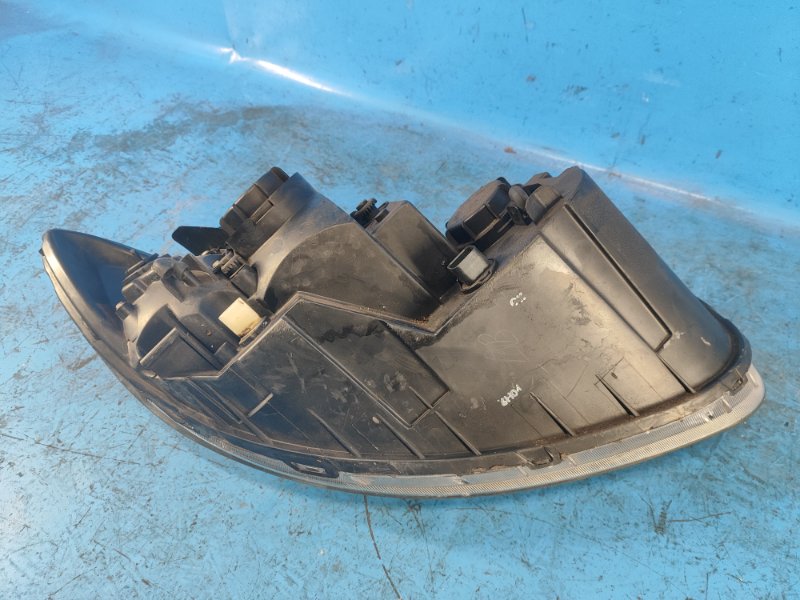 Фара левая SANTA FE (CM) 05-12