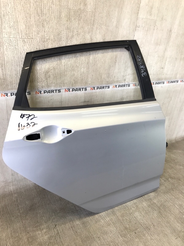 Дверь задняя правая HYUNDAI ACCENT RB 10- ХЭТЧБЭК 1.6 G4FD