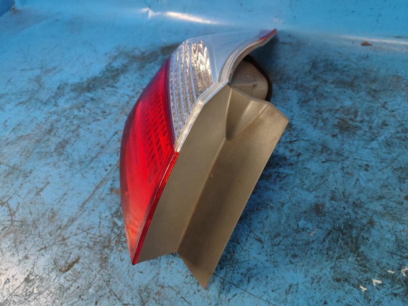 Фонарь наружный левый HONDA ACCORD CR 13-18 2.4 Фонарь наружный левый HONDA ACCORD CR 13-18 2.4