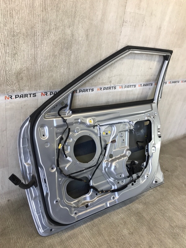Дверь передняя правая VELOSTER 11-18 2012 1.6 G4FD