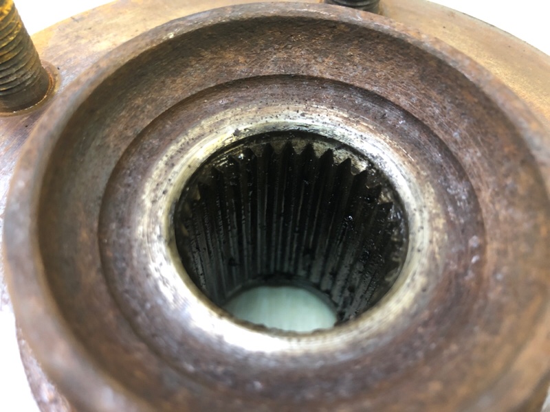 Ступица передняя правая ROGUE 08-15 2010 2.5 QR25DE