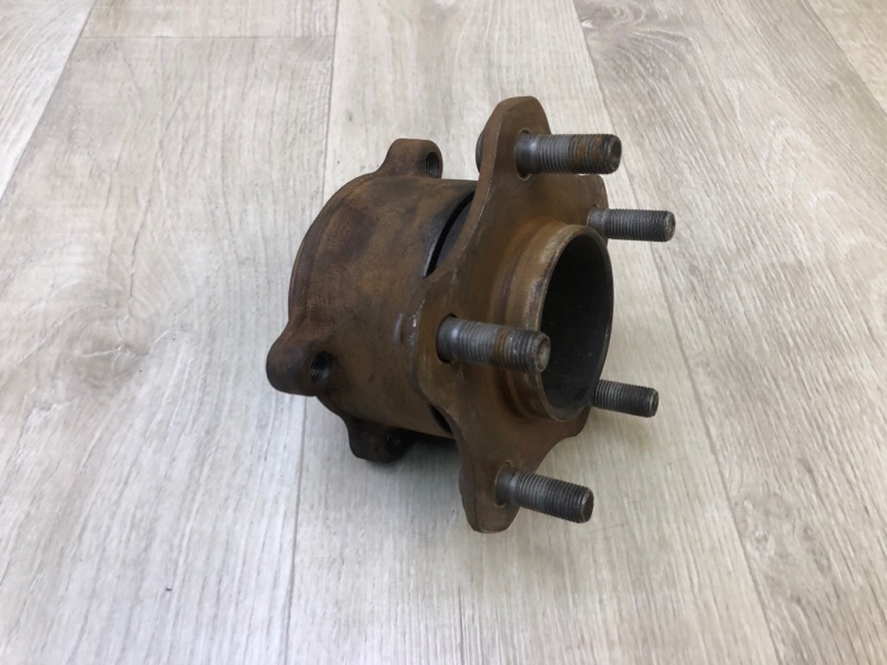 Ступица задняя правая NISSAN PATHFINDER R52 12-21 2013 3.5 VQ35DE 432023JA0A Б/У