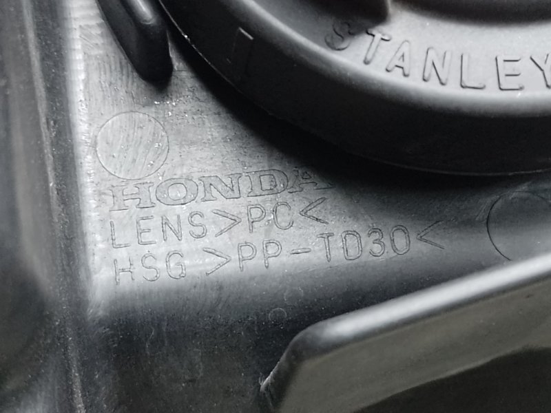 Фара левая ACCORD CL7 / TSX 03-08 2005 2.4L