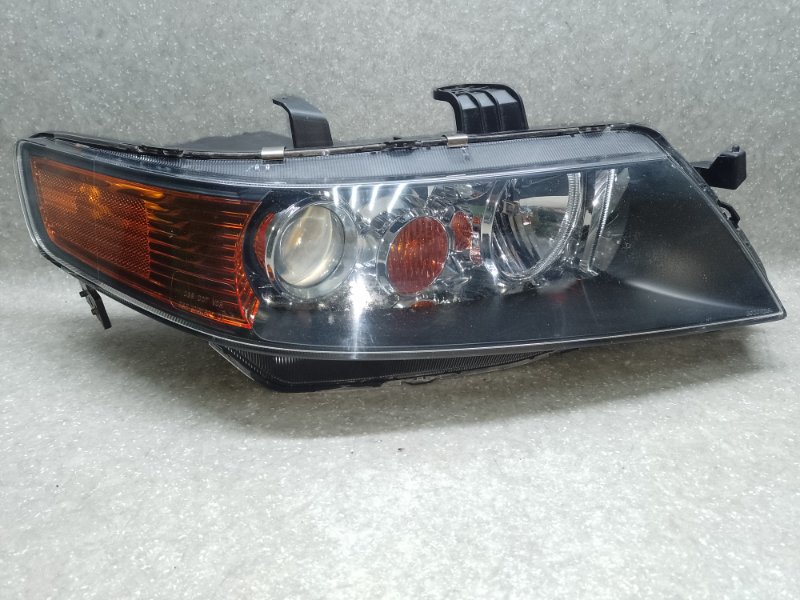 Фара правая HONDA ACCORD CL7 / TSX 03-08 2005 2.4L 33101-SEC-A12 Б/У