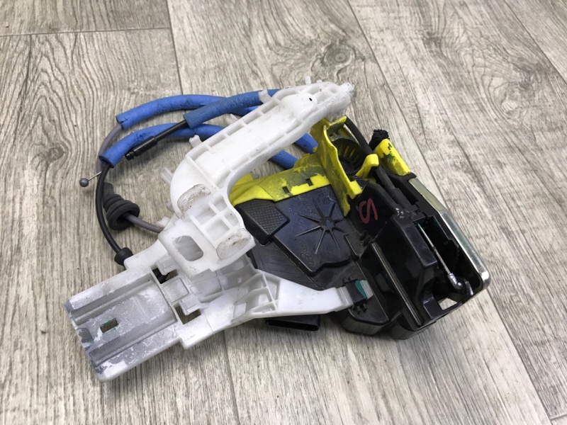 Замок двери передний левый HYUNDAI SONATA LF 2014- Седан 2.4