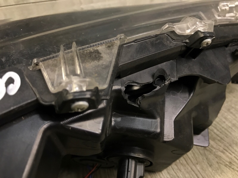 Фара левая COROLLA 18- Фара левая COROLLA 18-