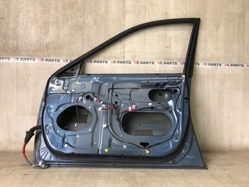 Дверь передняя правая CAMRY 30 02-06 2002 3.0 1MZFE