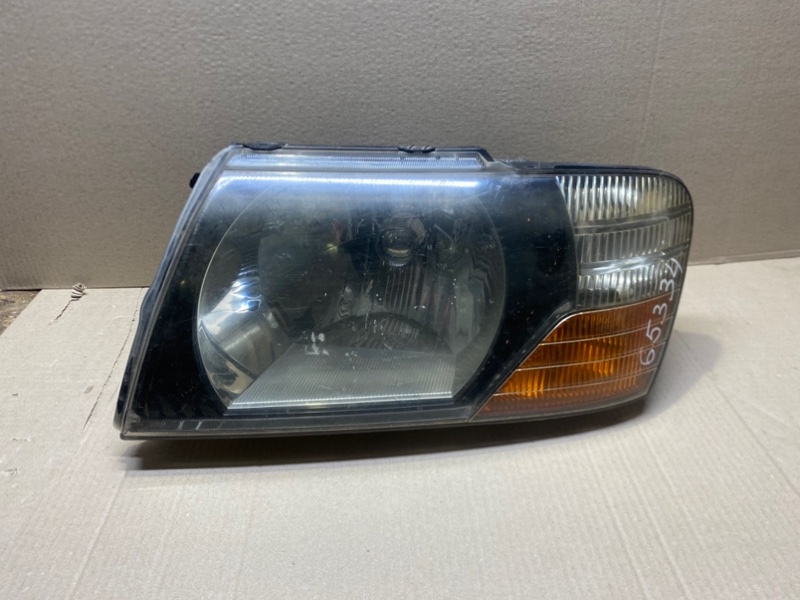 Фара передняя левая MITSUBISHI PAJERO 99-06 MR548033 Б/У