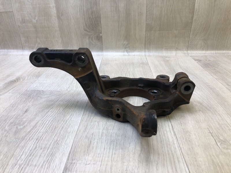 Кулак поворотный передний левый NISSAN ROGUE 08-15 2.5 QR25DE