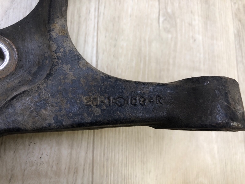 Кулак поворотный передний правый FX S50 03-08 2006 VK45DE Кулак поворотный передний правый FX S50 03-08 2006 VK45DE