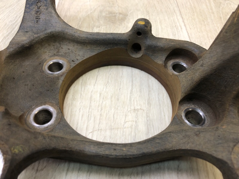 Кулак поворотный передний левый FX S50 03-08 2006 VK45DE Кулак поворотный передний левый FX S50 03-08 2006 VK45DE