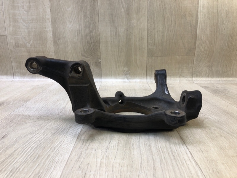 Кулак поворотный передний правый FX S50 03-08 2005 3.5 VQ35DE