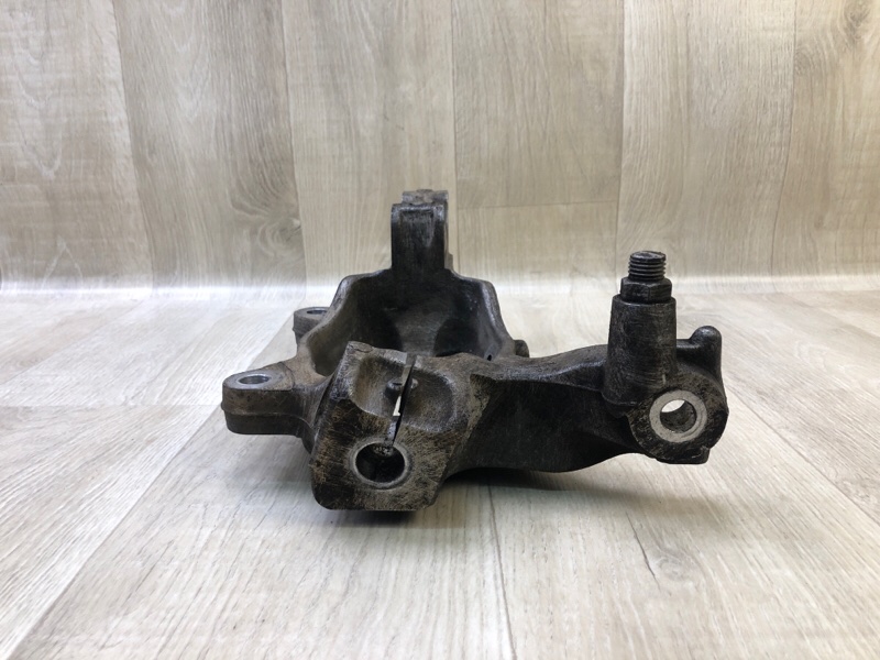 Кулак поворотный передний правый NISSAN PATHFINDER R52 12-21 3.5 VQ35DE