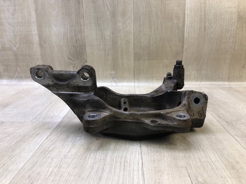 Кулак поворотный передний правый PATHFINDER R52 12-21 2013 3.5 VQ35DE