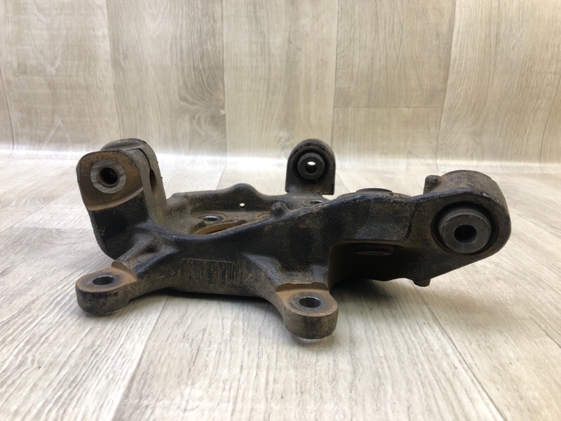 Цапфа задняя правая NISSAN PATHFINDER R52 12-21 3.5 VQ35DE