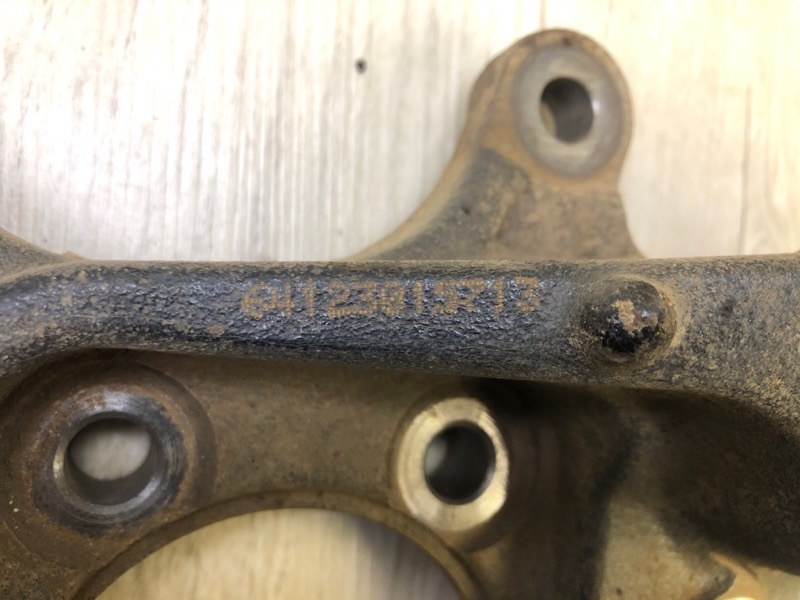 Цапфа задняя левая PATHFINDER R52 12-21 2013 3.5 VQ35DE Цапфа задняя левая PATHFINDER R52 12-21 2013 3.5 VQ35DE