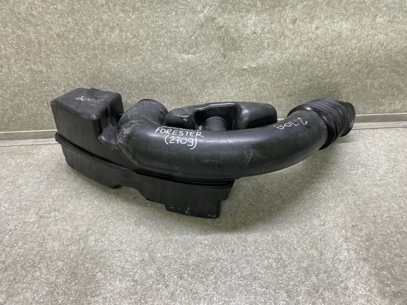 Патрубок воздушного фильтра SUBARU FORESTER 12-19 2015 2.5 FB25B 14456AA440 Б/У