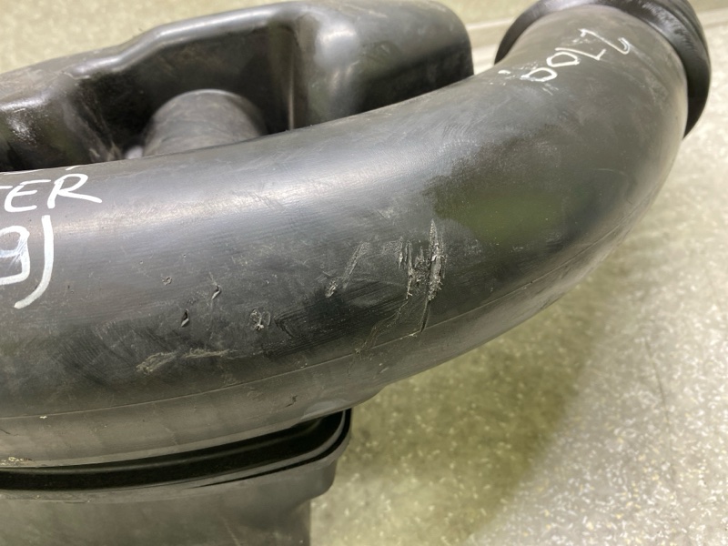 Патрубок воздушного фильтра FORESTER 12-19 2015 2.5 FB25B