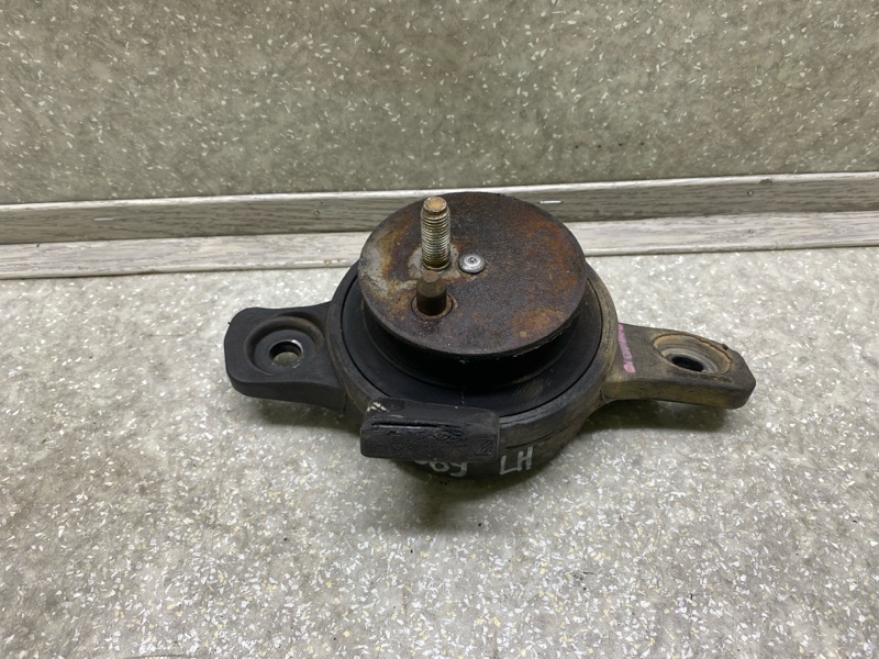 Подушка двигателя левая SUBARU FORESTER SH 07-12 2.0 TD EE20 41022AG240 Б/У