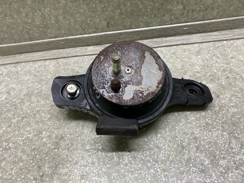 Подушка двигателя левая SUBARU FORESTER 12-19 2013 2.5 FB25B 41022FJ020 Б/У