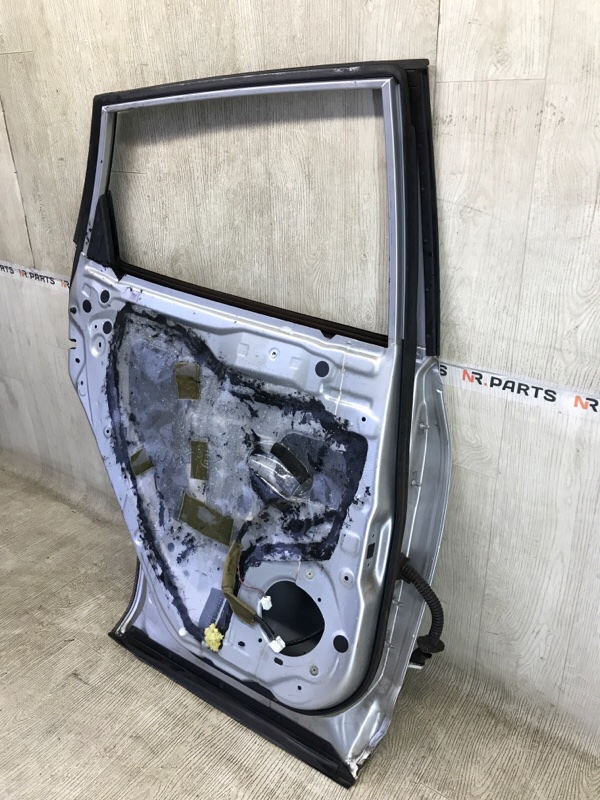 Дверь задняя левая ROGUE 08-15 2010 2.5 QR25DE
