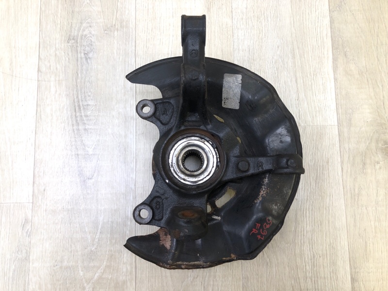 Запчасть кулак поворотный передний правый TOYOTA COROLLA 150 06-13 2011 1.8 2ZRFE 4321102220 Б/У Кулак поворотный передний правый TOYOTA COROLLA 150 06-13 2011 1.8 2ZRFE 4321102220 Б/У