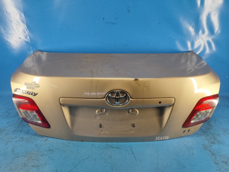 Крышка багажника TOYOTA CAMRY 40 06-11 6440106280 Б/У