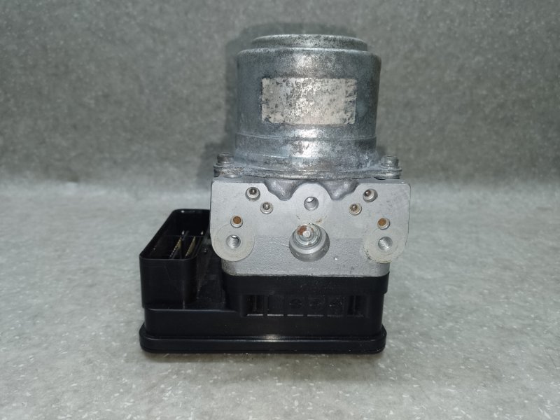 Блок ABS ACCORD CL7 / TSX 03-08 2005 2.4L