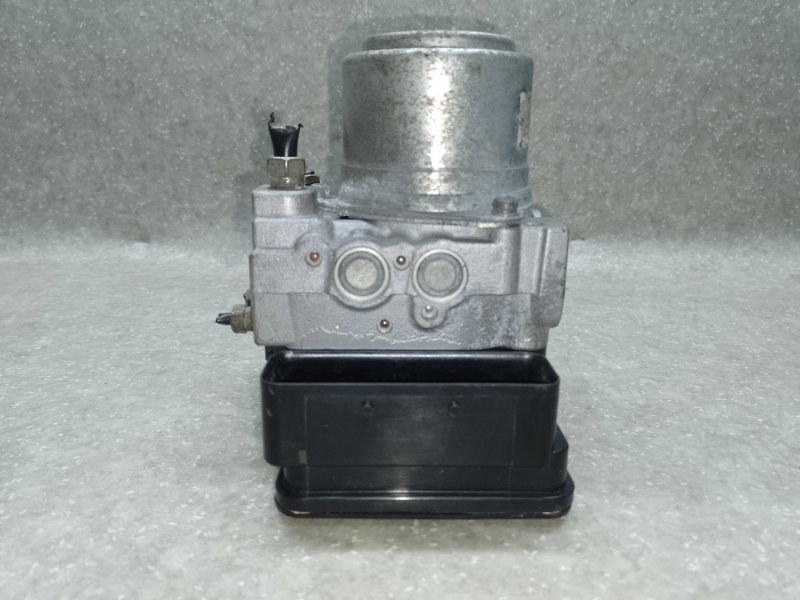 Блок ABS ACCORD CL7 / TSX 03-08 2005 2.4L