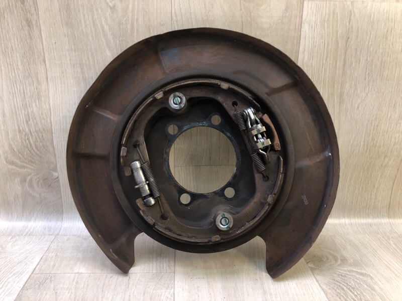 Тормозной механизм задний левый NISSAN PATHFINDER R52 12-21 2013 3.5 VQ35DE 440103JA0C Б/У