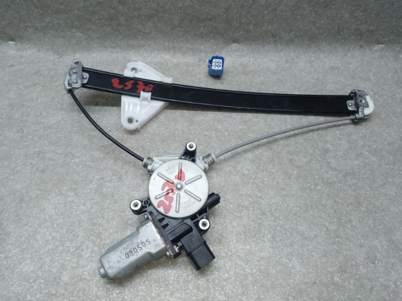 Стеклоподъемник задний правый ACCORD CL7 / TSX 03-08 2005 2.4L Стеклоподъемник задний правый ACCORD CL7 / TSX 03-08 2005 2.4L