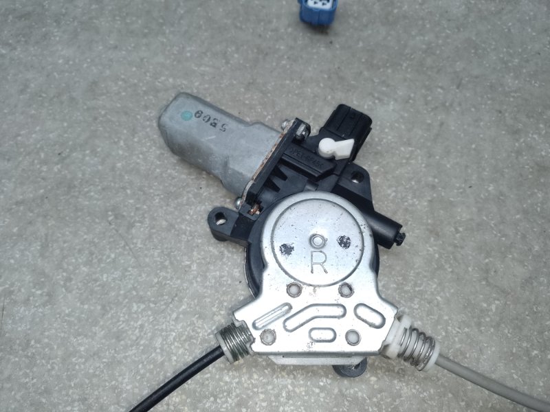 Стеклоподъемник задний правый ACCORD CL7 / TSX 03-08 2005 2.4L Стеклоподъемник задний правый ACCORD CL7 / TSX 03-08 2005 2.4L