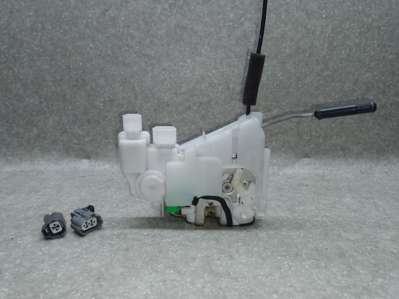 Замок двери задний правый ACCORD CL7 / TSX 03-08 2005 2.4L Замок двери задний правый ACCORD CL7 / TSX 03-08 2005 2.4L