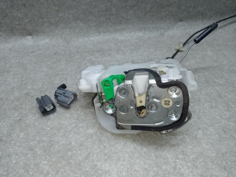 Замок двери задний правый ACCORD CL7 / TSX 03-08 2005 2.4L Замок двери задний правый ACCORD CL7 / TSX 03-08 2005 2.4L