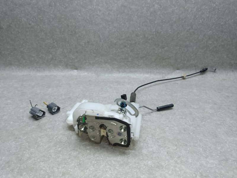 Запчасть замок двери задний левый HONDA ACCORD CL7 / TSX 03-08 2005 2.4L 72652-SEA-G01 Б/У Замок двери задний левый HONDA ACCORD CL7 / TSX 03-08 2005 2.4L 72652-SEA-G01 Б/У